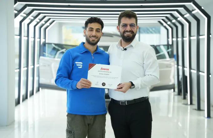 Bowax Academy eğitim tamamlama sertifikası teslimi